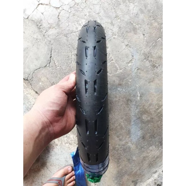 Vỏ Lốp Michelin moto gp 70/90-14 hàng hiếm.vỏ mới 100% dành cho xe ga. vision.ab.vario.click...vỏ nhỏ nhẹ xe gắn như zin