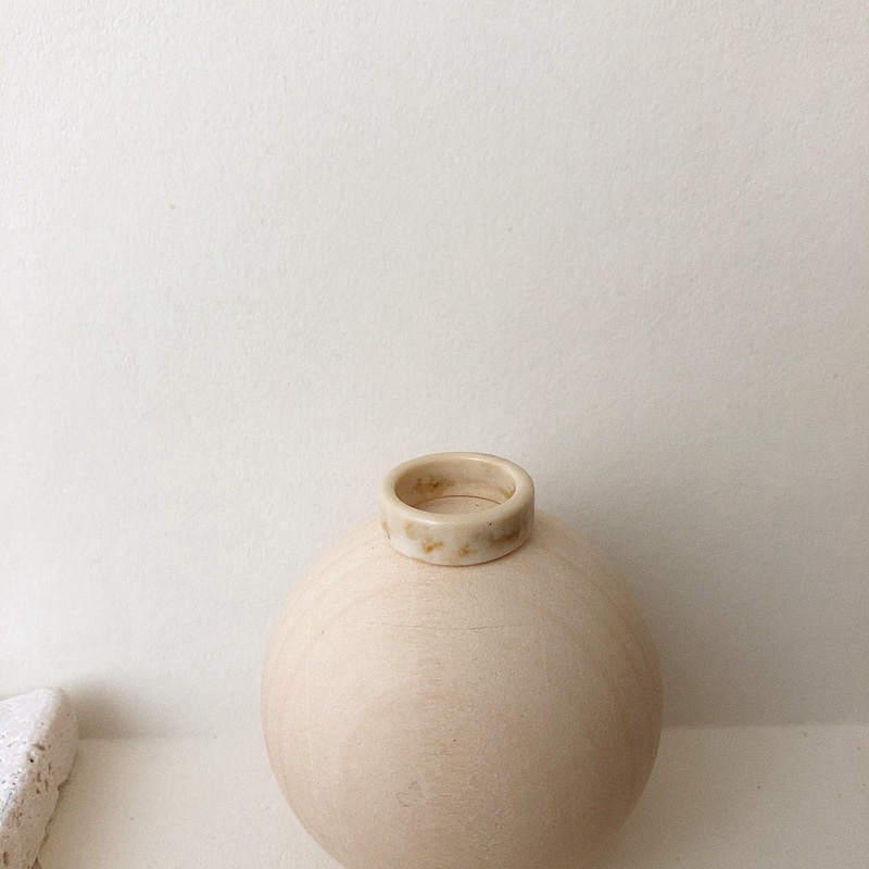 Set 4 nhẫn bằng nhựa resin acrylic màu hổ phách phong cách Hàn Quốc độc đáo cho nữ 17mm