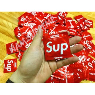 Khăn ướt vuông Supreme