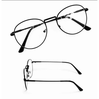 Mắt kính ngố gọng cận Nobita thời trang