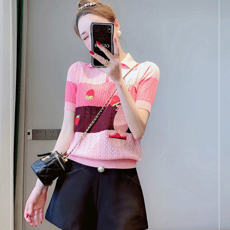 Jiashucheng Áo Sweater Lụa Lạnh Mỏng Tay Ngắn Cổ Polo Thêu Hình Thỏ Dâu Tây Rỗng Phong Cách Mới Mùa Hè Cho Nữ