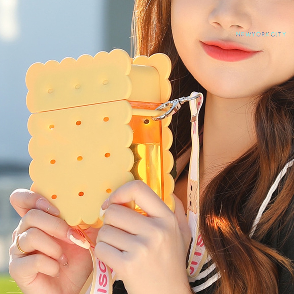 Bình Nước Hình Bánh Quy 380ml Bằng Nhựa Gọn Nhẹ Kèm Ống Hút Tiện Dụng