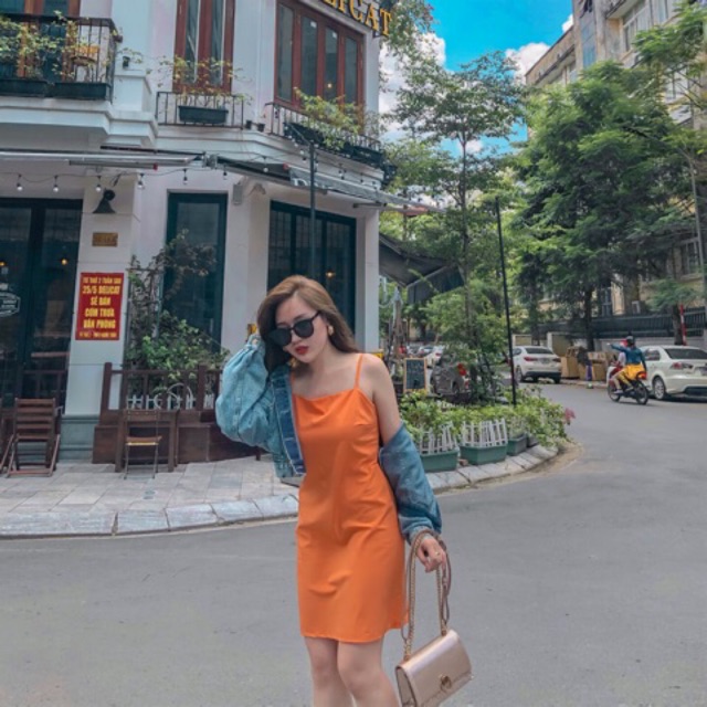 Váy 2 dây buộc nơ lưng