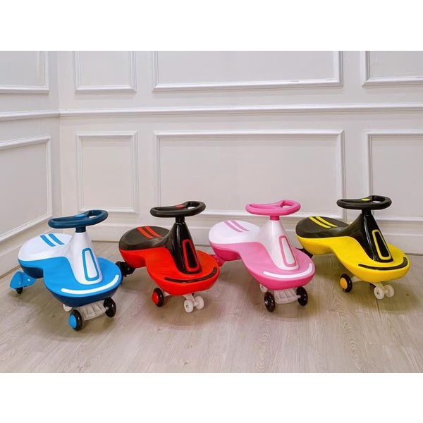 Xe lắc cho bé có nhạc và đèn kết hợp xe chòi chân mẫu mới cao cấp M8002