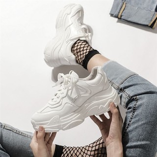 Giày sneaker nữ trắng cổ thấp năng động