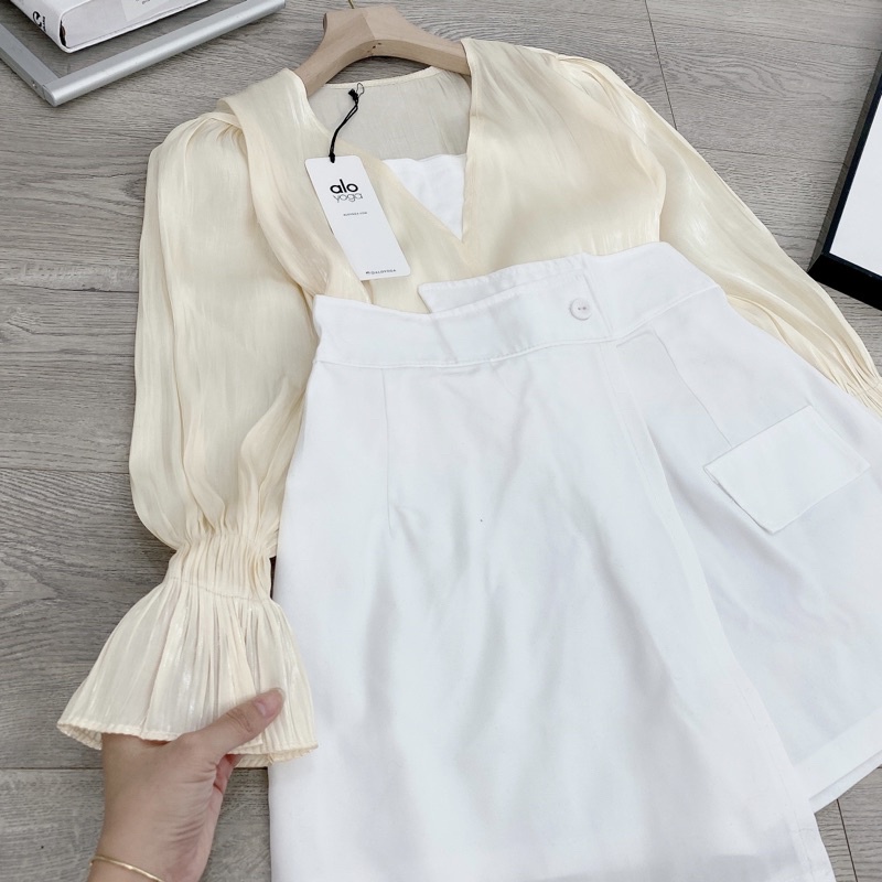 [ 𝐅𝐑𝐄𝐄 𝐒𝐇𝐈𝐏 ] SÉT 3 MÓN XOẮN EO HÓT HIT ÁO DÀI TAY CHUN TƠ ÓNG HÀNG ĐẸP LẮM Ạ