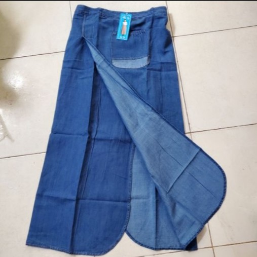 Váy Chống Nắng vải Jean Kaki quây, xẻ tà, nút bấm chân, xếp ly, vừa dán vừa nút cao cấp họa tiết