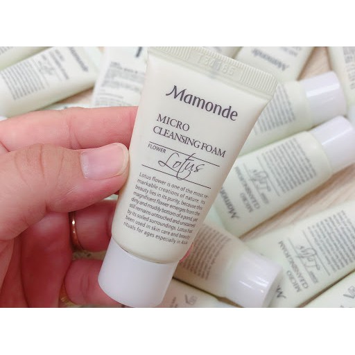 Sữa rửa mặt Mamonde Lotus Micro Cleansing Foam Mini size