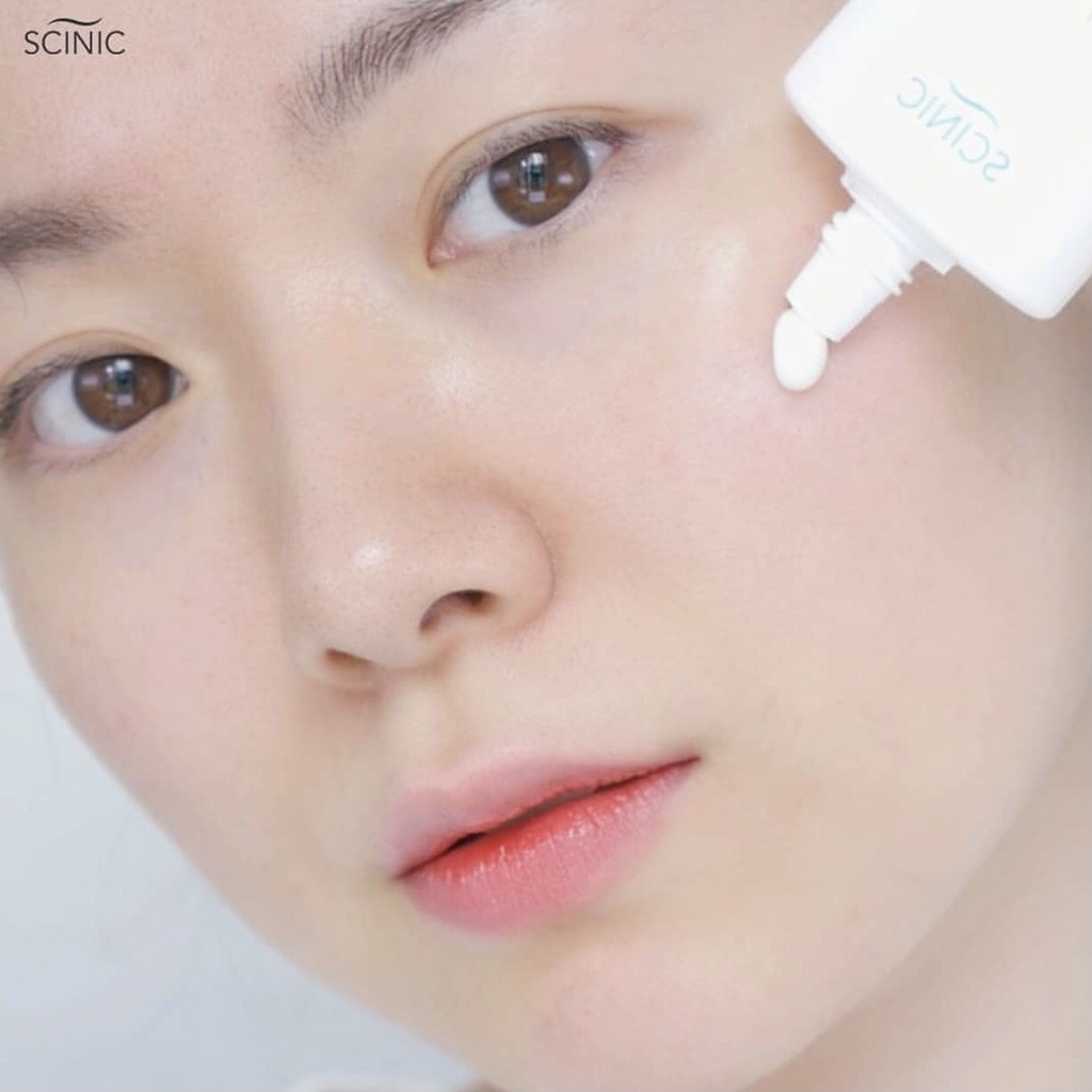 Kem Chống Nắng Dưỡng Ẩm Scinic Enjoy Super Mild Sun Essence 50ml | BigBuy360 - bigbuy360.vn