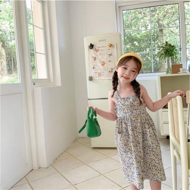 Đầm bé gái