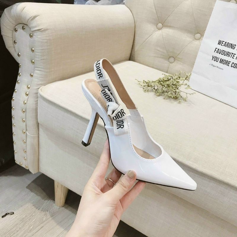 sandal bít mũi quai chữ màu trắng .dioR. va đen