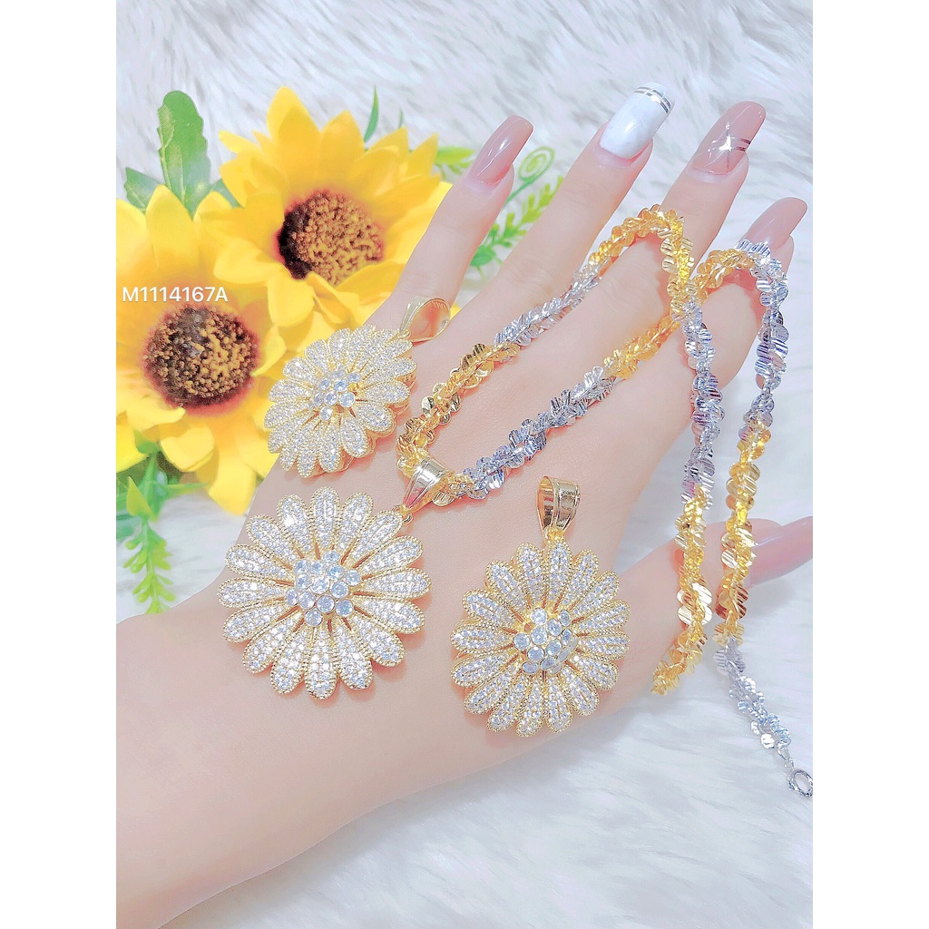 Mặt dây chuyền nữ UHA mạ vàng 18K kiểu dáng sang trọng M1114167