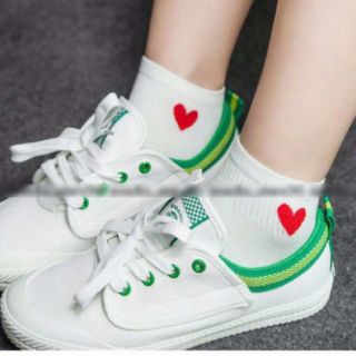 Tất tim lẻ loại 1.