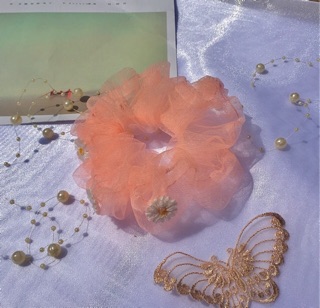 Scrunchies cam hoa cúc