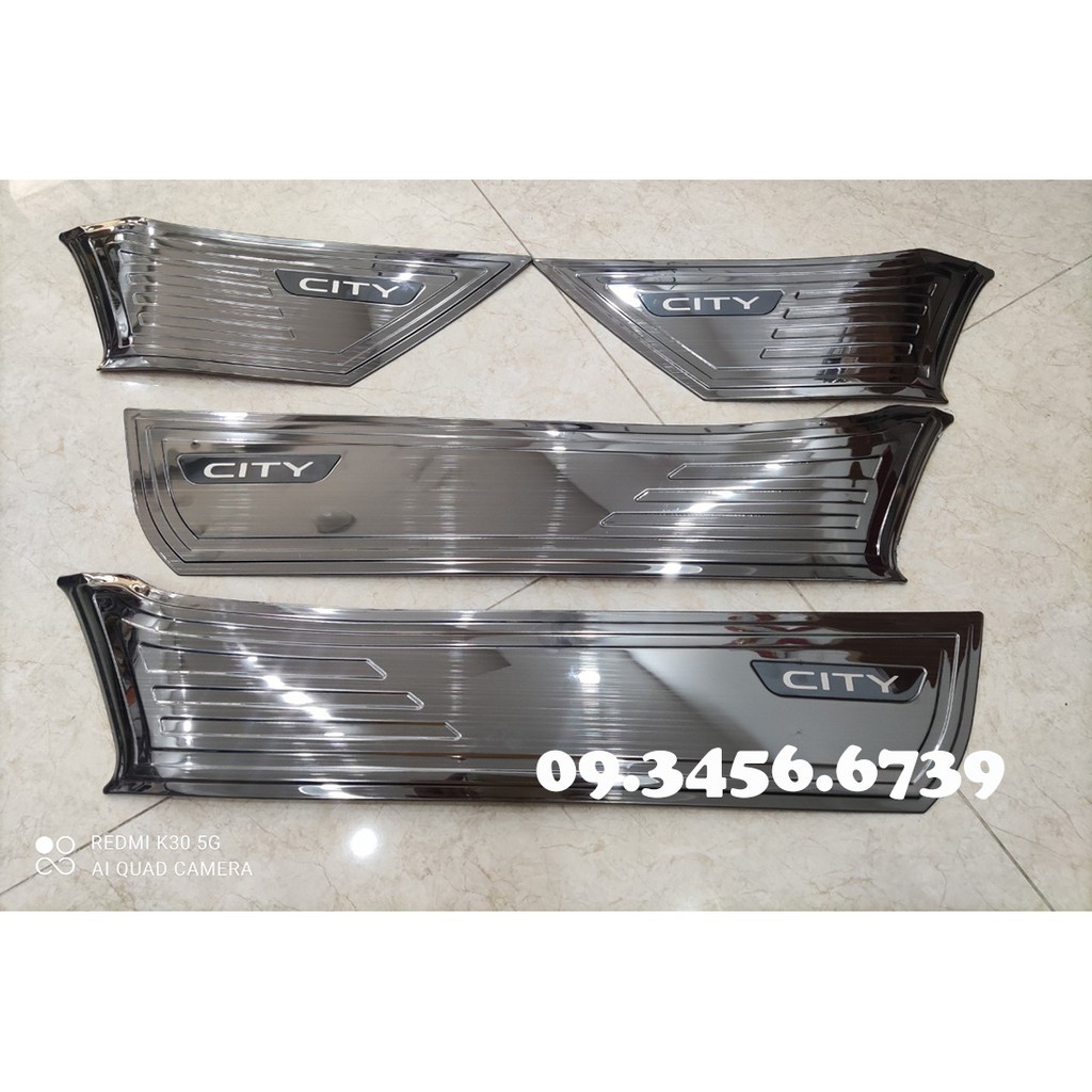 Ốp Tapli Cánh Cửa xe Honda City đời 2021 - mẫu titan- Bộ 4 Tấm Tặng keo Dính thêm