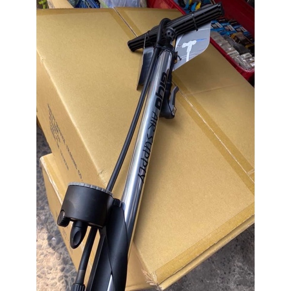 Bơm Xe Đạp/Xe Máy 160PSI GIYO GF-31PV Van Thông Minh