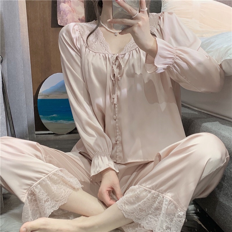 Bộ ngủ lụa bèo phối ren tiểu thư (có hình thật)