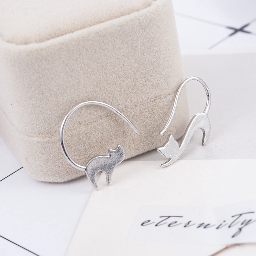 Hoa tai hình mèo xinh xắn dành cho nữ