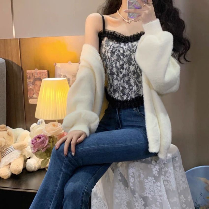 Áo Bra 2 Dây Ren Hoa Nhí Đính Khuy Cúc Ngọc Kèm Mút Đệm Ngực Siêu Xinh, Áo ngực Croptop Vải ren Cao Cấp B3025