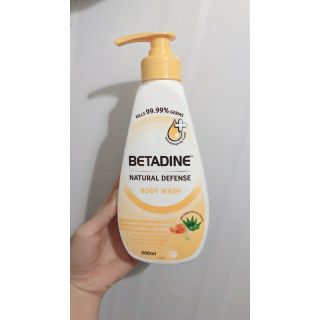 Sữa tắm BETADINE chiết xuất lô hội và mật ong 500ml