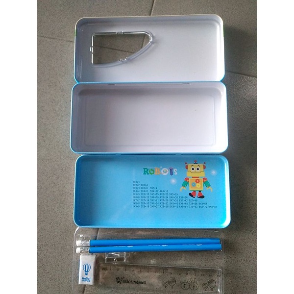 Hộp đựng bút bằng sắt kèm dụng cụ học tập