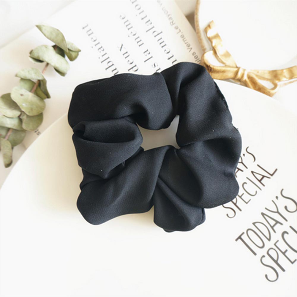 Giảm 70%  Buộc tóc đuôi ngựa Scrunchie, Giá gốc 20,000 đ - 13C68