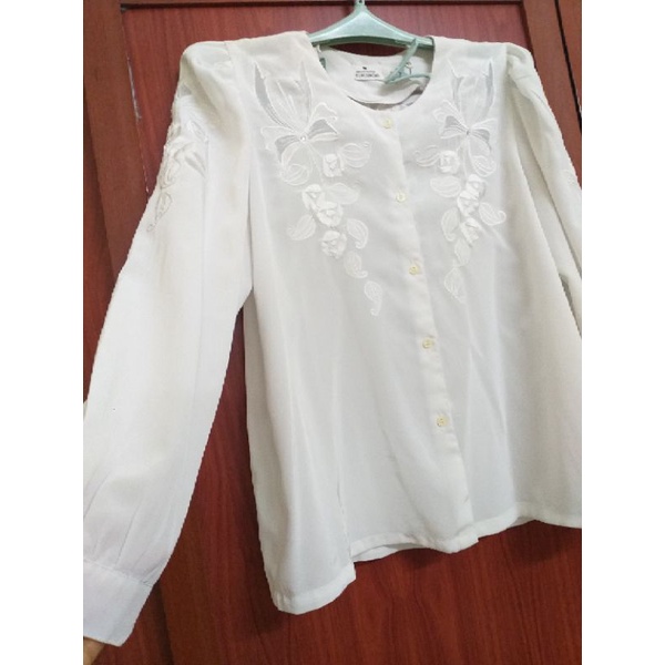 Áo sơmi Nhật thêu hoa cổ tròn free size thanh lý