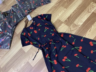 [Xả hàng]Đầm quả Cherry vạt chéo