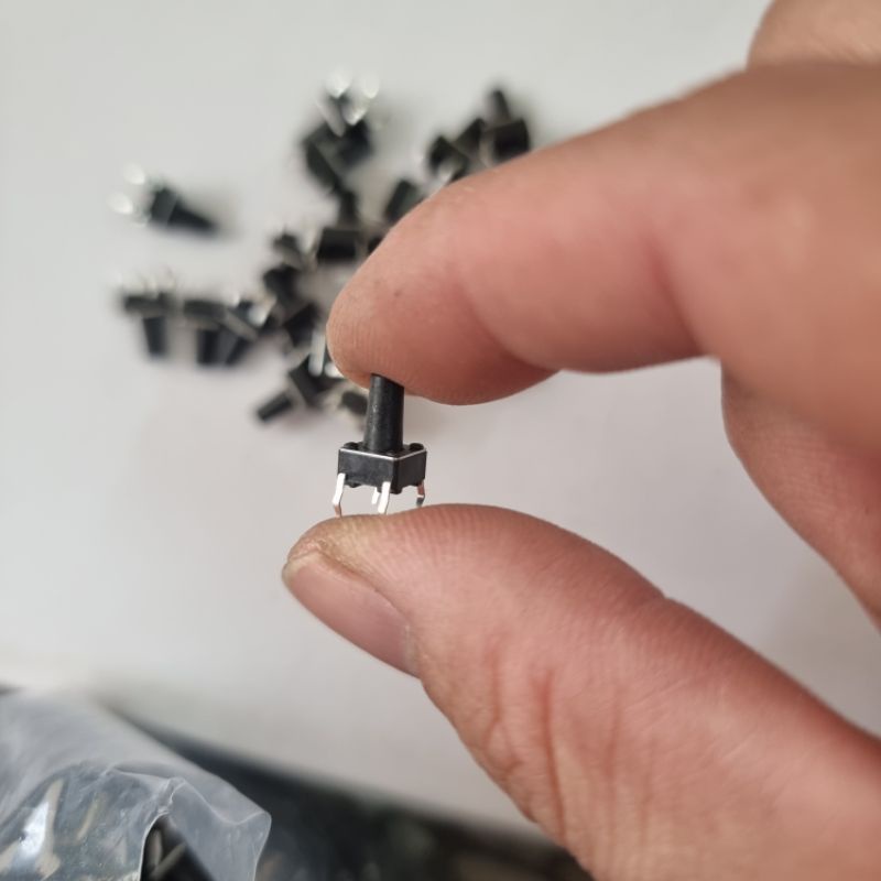 Nút Nhấn 4 Chân Vuông Đen 6x6x10mm