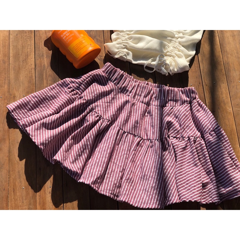 Chân váy xoè lolita hai tầng kẻ sọc lưng thun có quần bảo hộ xinh xắn