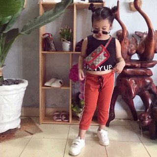 Bộ thê thao bé gai