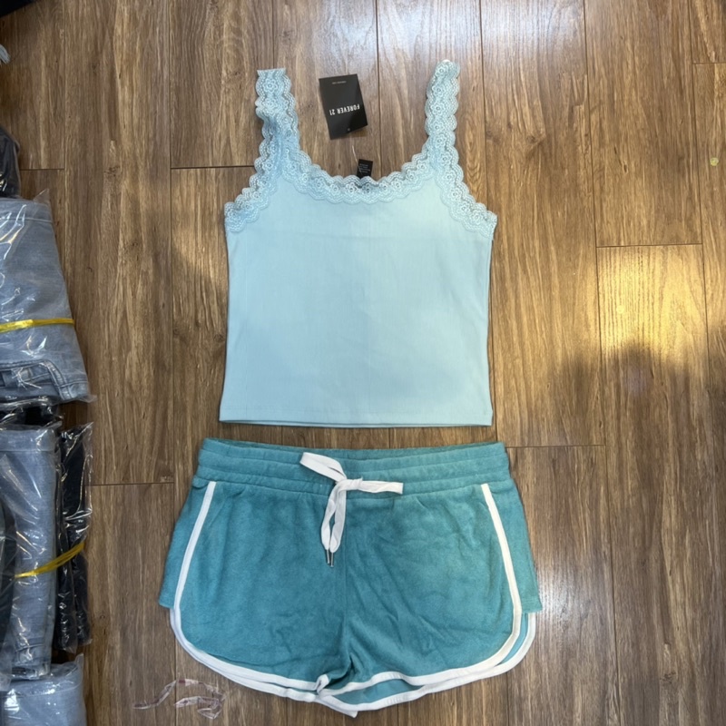 [ Vana shop] short dolphin chất khăn lông như hình