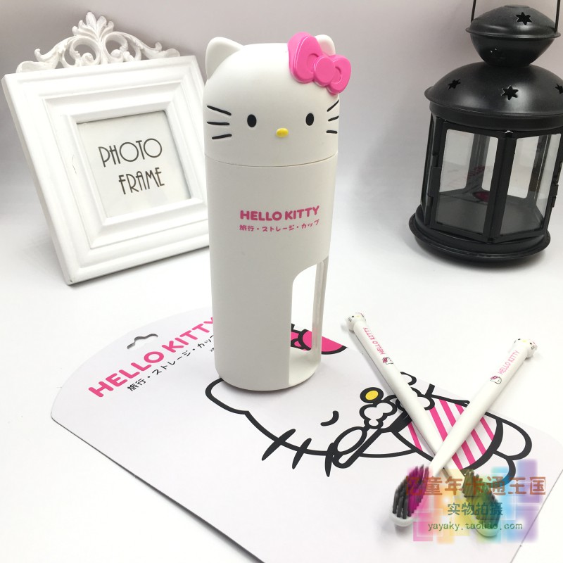 Set hộp+ 2 bàn chải răng Hello Kitty