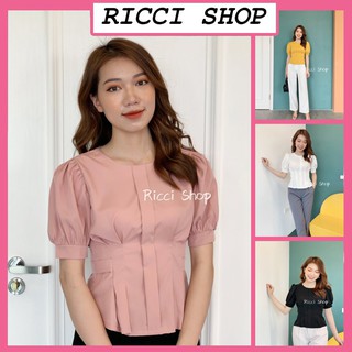 Áo tay bồng, xếp ly trước, kéo khóa sau