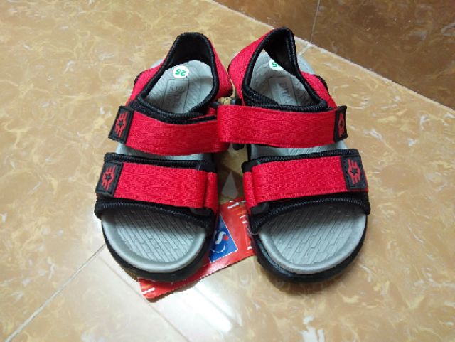 Dép sandal bitas bé trai đế êm (size 25-30) đỏ, đen