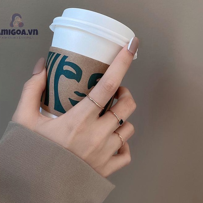 ✨✨Nhẫn Ba Mảnh Đính Đá Zircon Hình Vuông Nhỏ Đơn Giản Chất Lượng Cao Thiết Kế Niche Cho Nữ