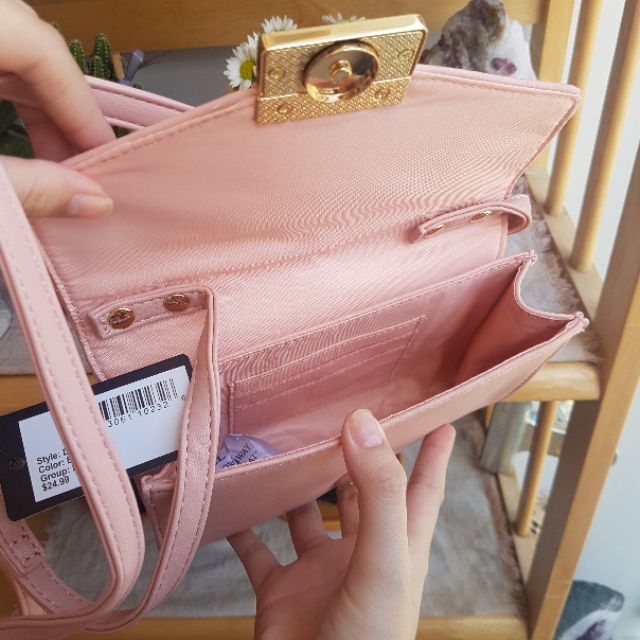 Túi guess auth new tag