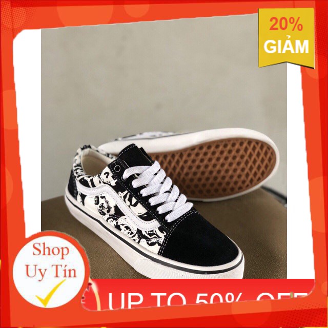Giày sneaker VAN đầu lâu ; .