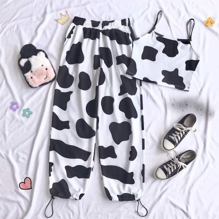 Set áo 2 dây croptop + quần dài bò sữa mảng to cryaotic10