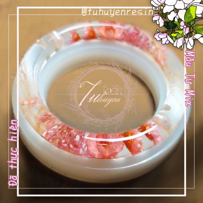 Vòng tay resin hoa khô nhà Tư Tư làm theo mẫu có sẳn_mẫu 4+_đã mix🌸◽️▫️