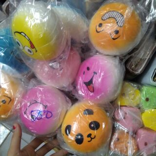 Sỉ 12 squishy bánh to mặt dễ thương