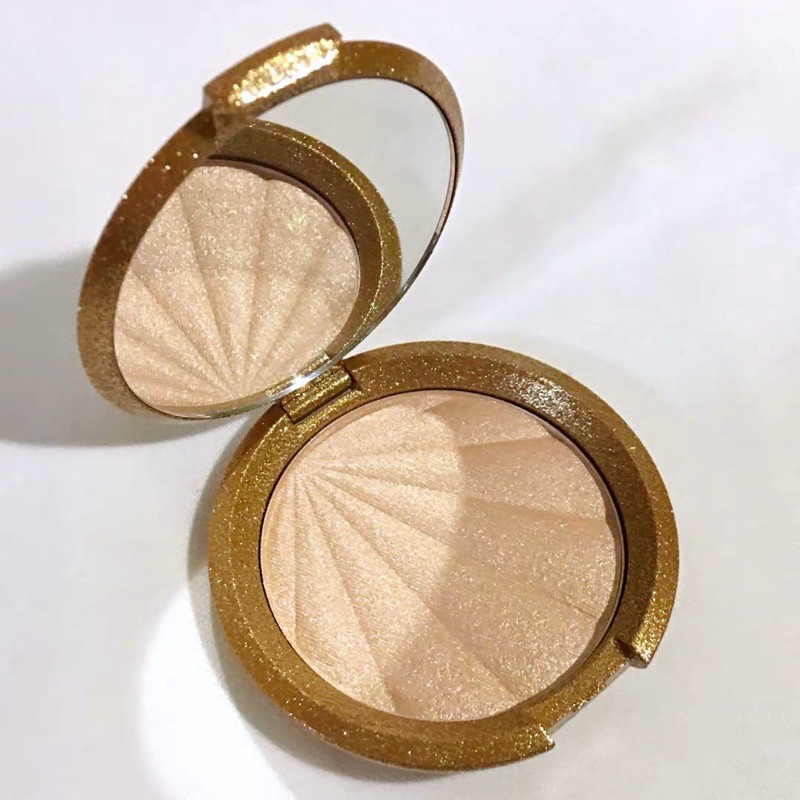 Highlight becca champage pop