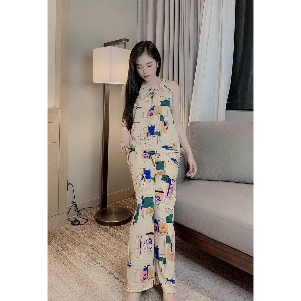 Bộ đồ , set bộ cổ yếm quần dài ống rộng suông chất lụa mango
