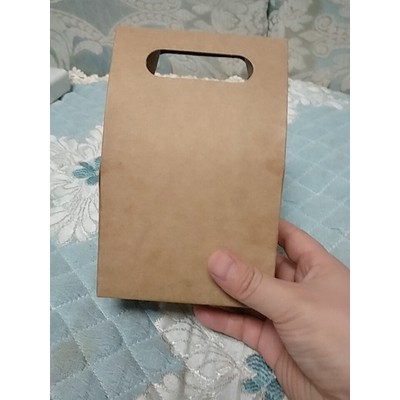 Túi giấy đựng quà nhỏ túi giấy kraft nhỏ 10x6x16cm (Túi không trang trí) - Màu da bò vàng