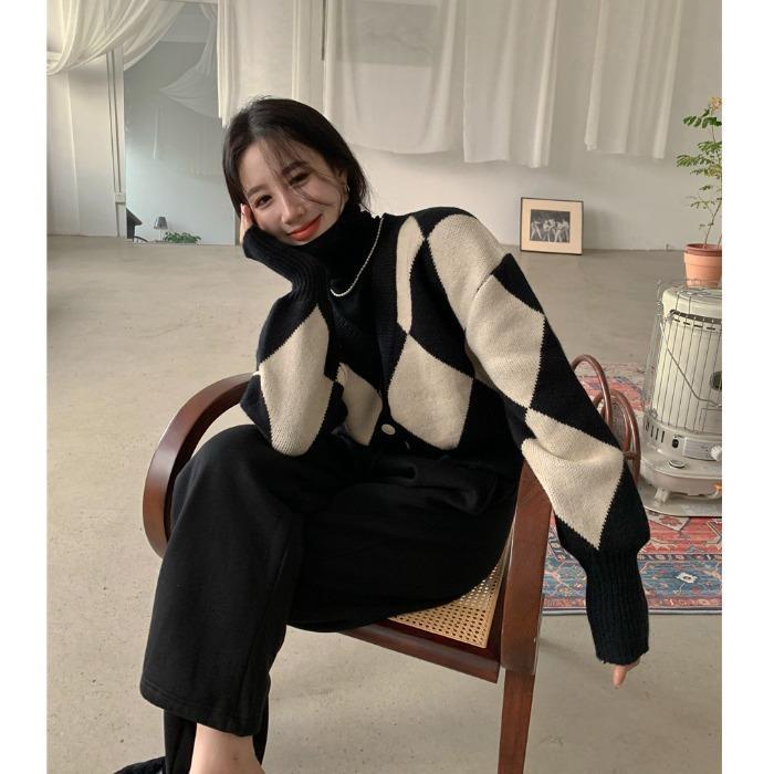 Áo Khoác Cardigan Dệt Kim Dày Dáng Rộng Cổ Chữ V Sọc Ca Rô Tương Phản Thời Trang 2022 Cho Nữ