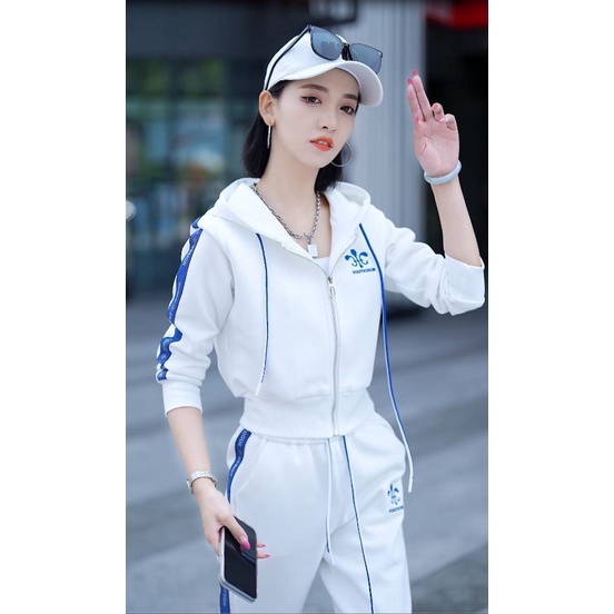 Set quần áo thể thao thời trang năng động cho nữ