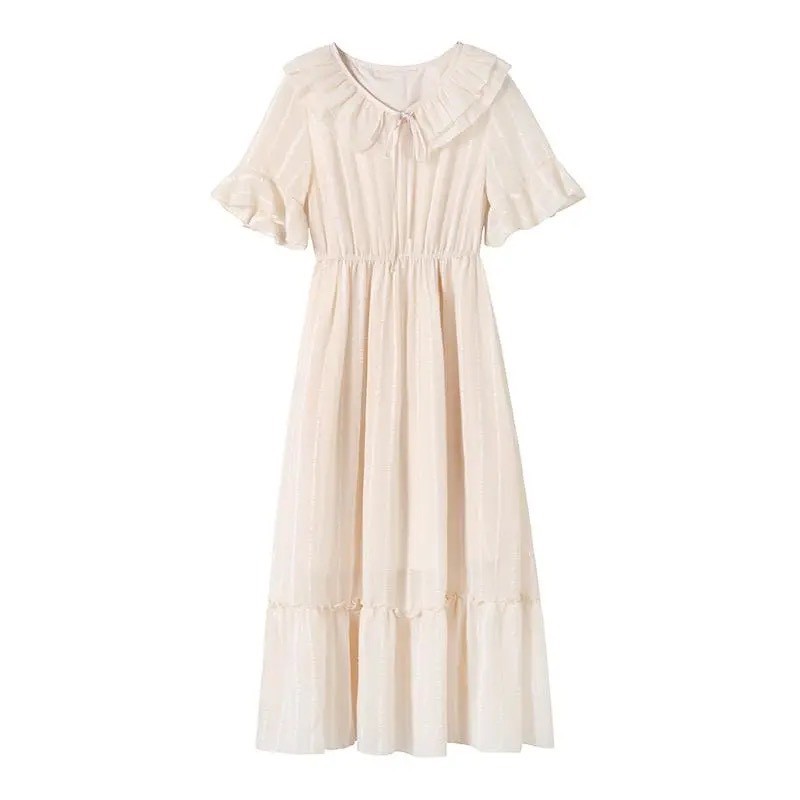 Váy trắng dáng dài hai lớp cổ bèo