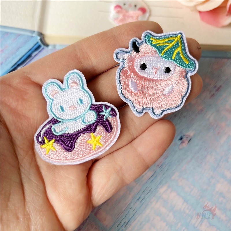 ☸ Sticker Ủi Thêu Hình Thỏ / Gấu / Cừu Hồng Dễ Thương ☸ 1 Miếng Dán Ủi Lên Quần Áo Hình Huy Hiệu