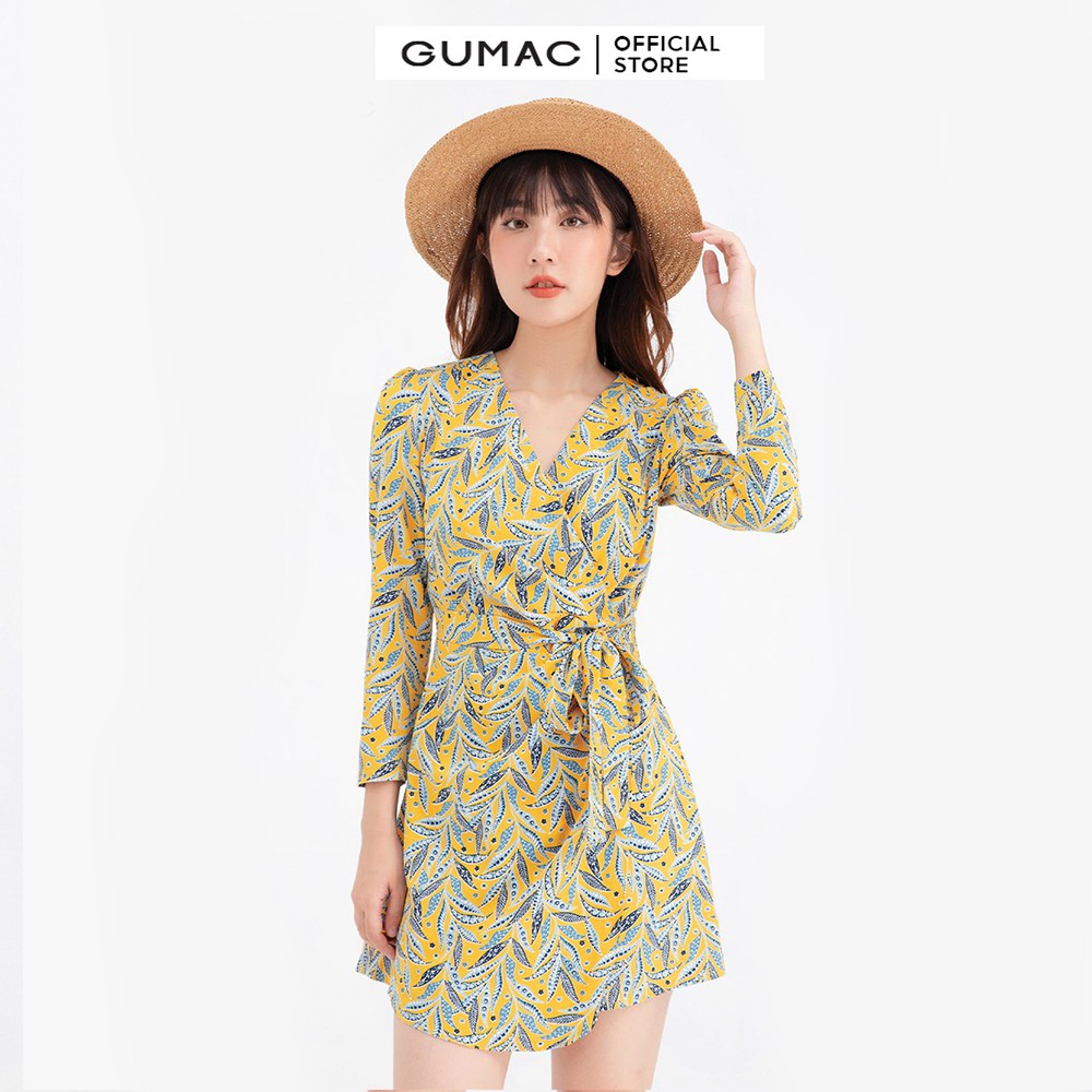 Jumpsuit xếp ly họa tiết hoa lá GUMAC DB625