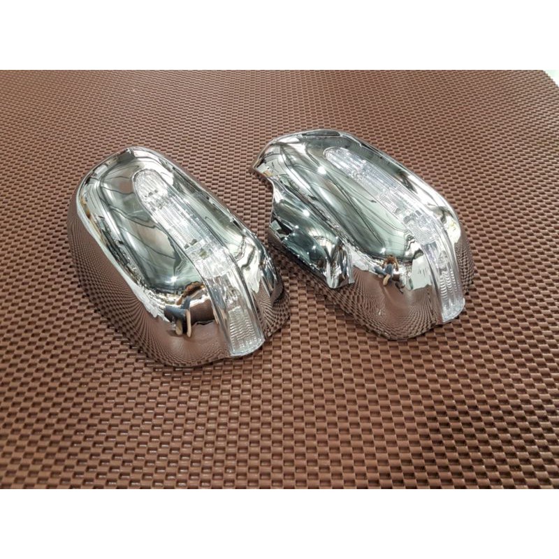 Bộ Ốp gương có đèn LED xe Innova 2006 2007 2008 2010 2011 -2013 inova